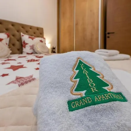 Grand *